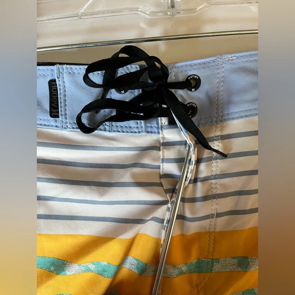 NWT Hurley Men's Phantom Aloha Twist 18